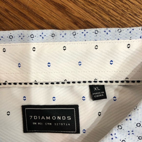 EUC 7 Diamonds Geo Print - Picture 2 of 4